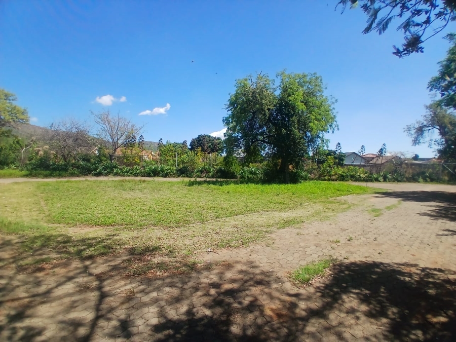 To Let Commercial Property for Rent in Tlhabane North West